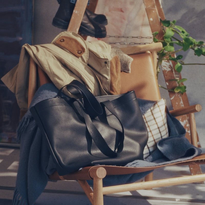Die Mega-Totebag: Überschüssiges Leder - Schwarz - Mega